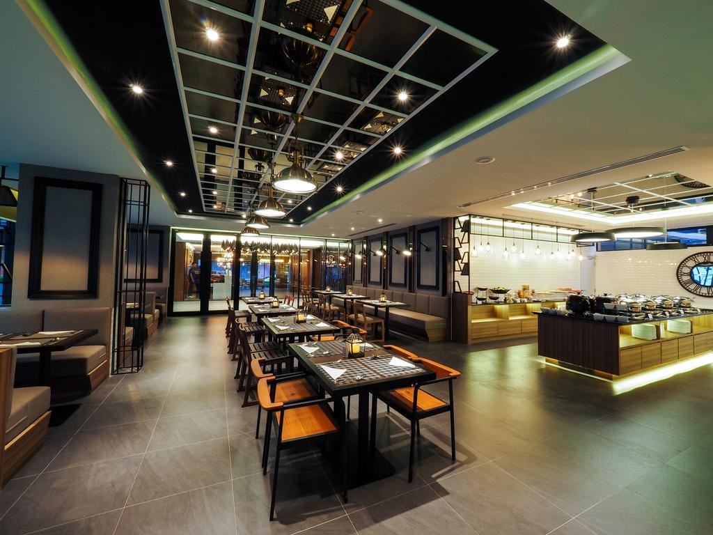 曼谷130号酒店及公寓