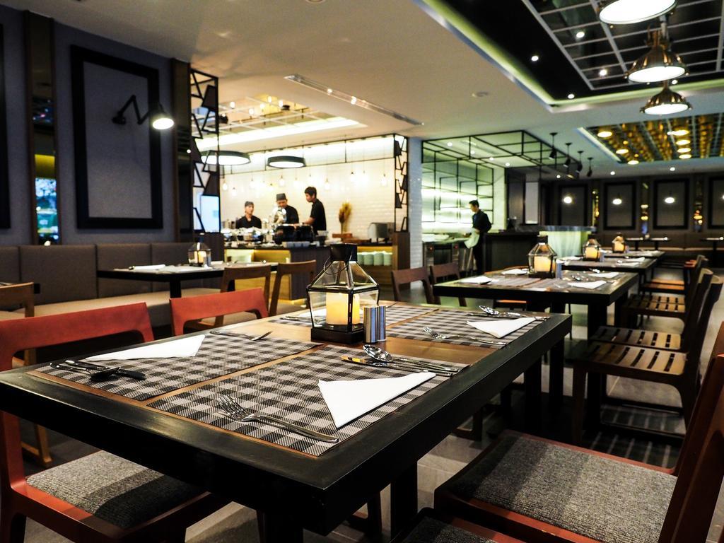 曼谷130号酒店及公寓 酒店 4*